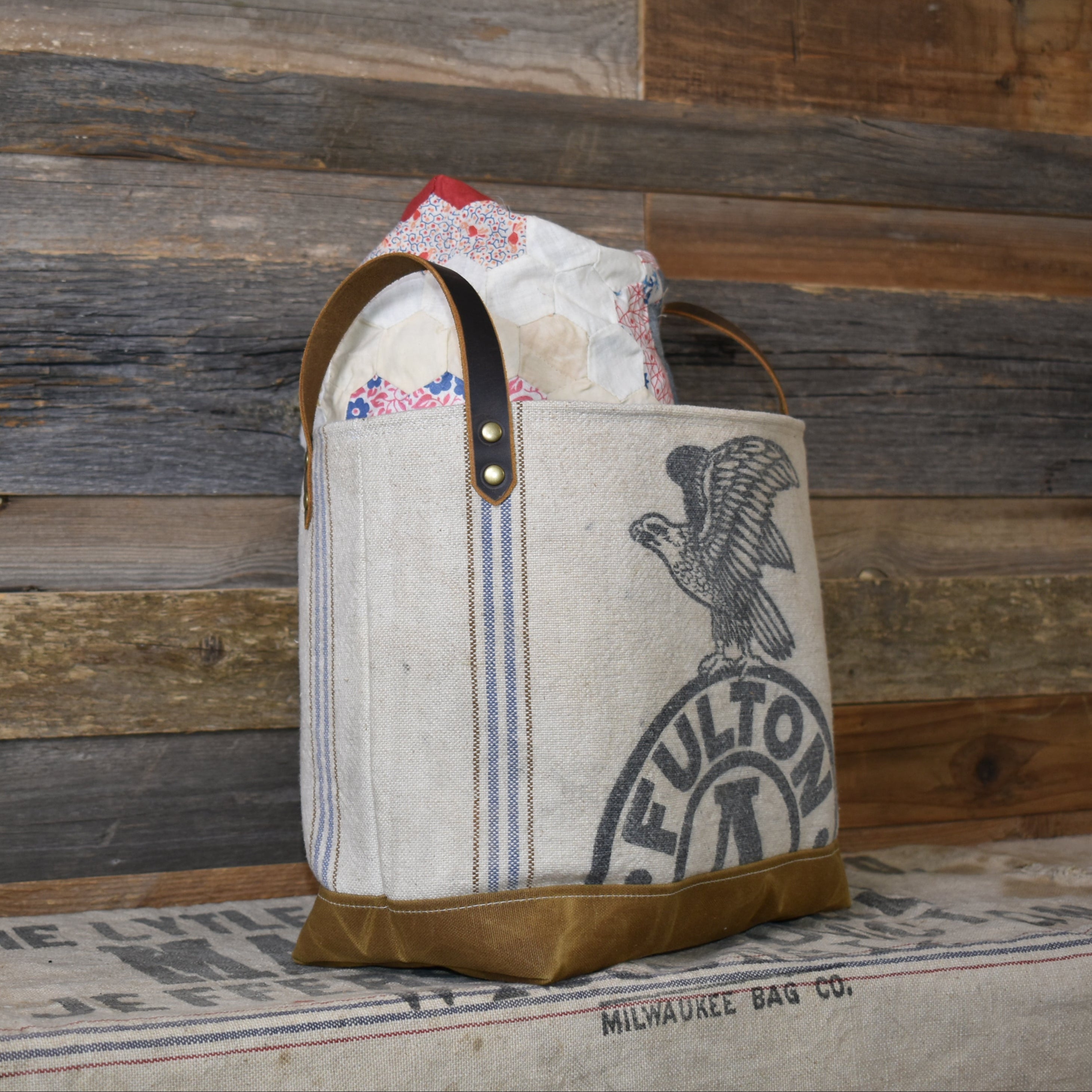 Antique Fulton Seamless Basket Tote