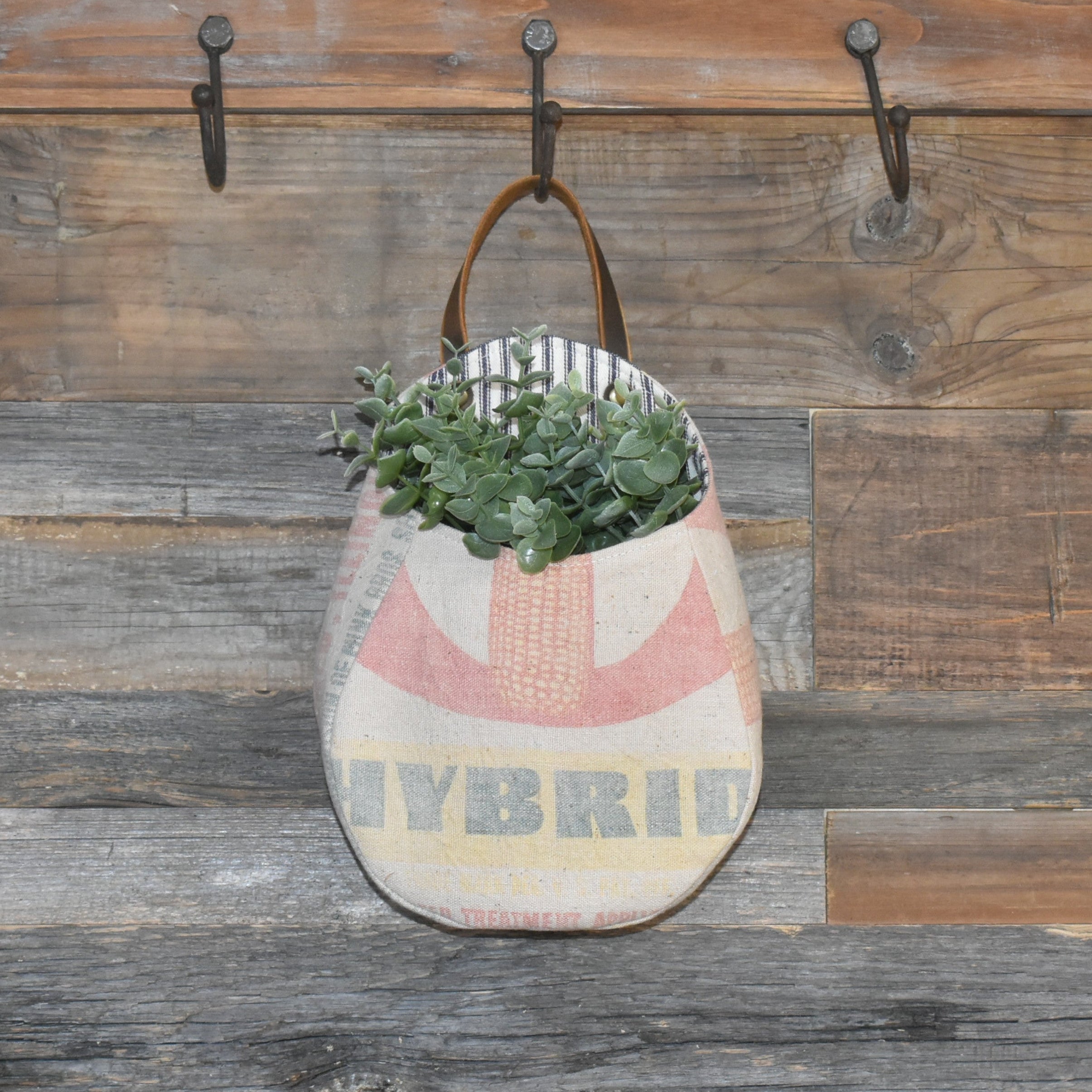 Vintage Funk's G Hybrid Corn Seed Sack Peg Basket