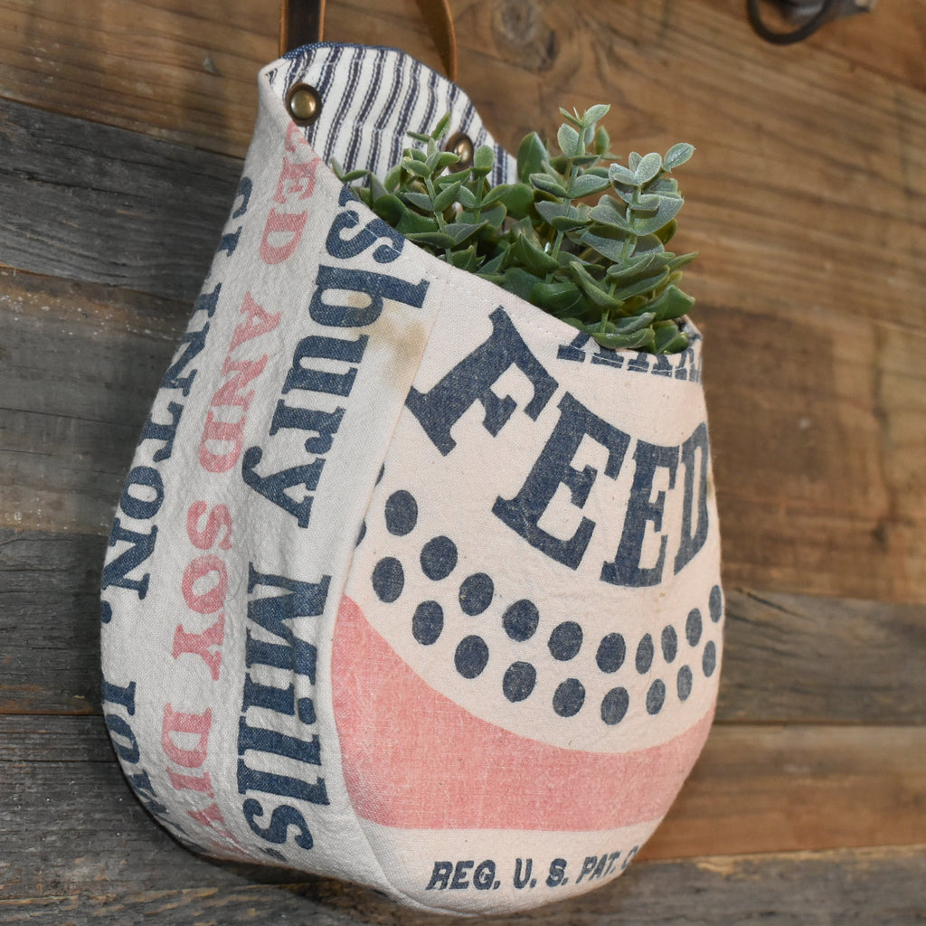 Vintage Pillsbury Feed Sack Peg Basket
