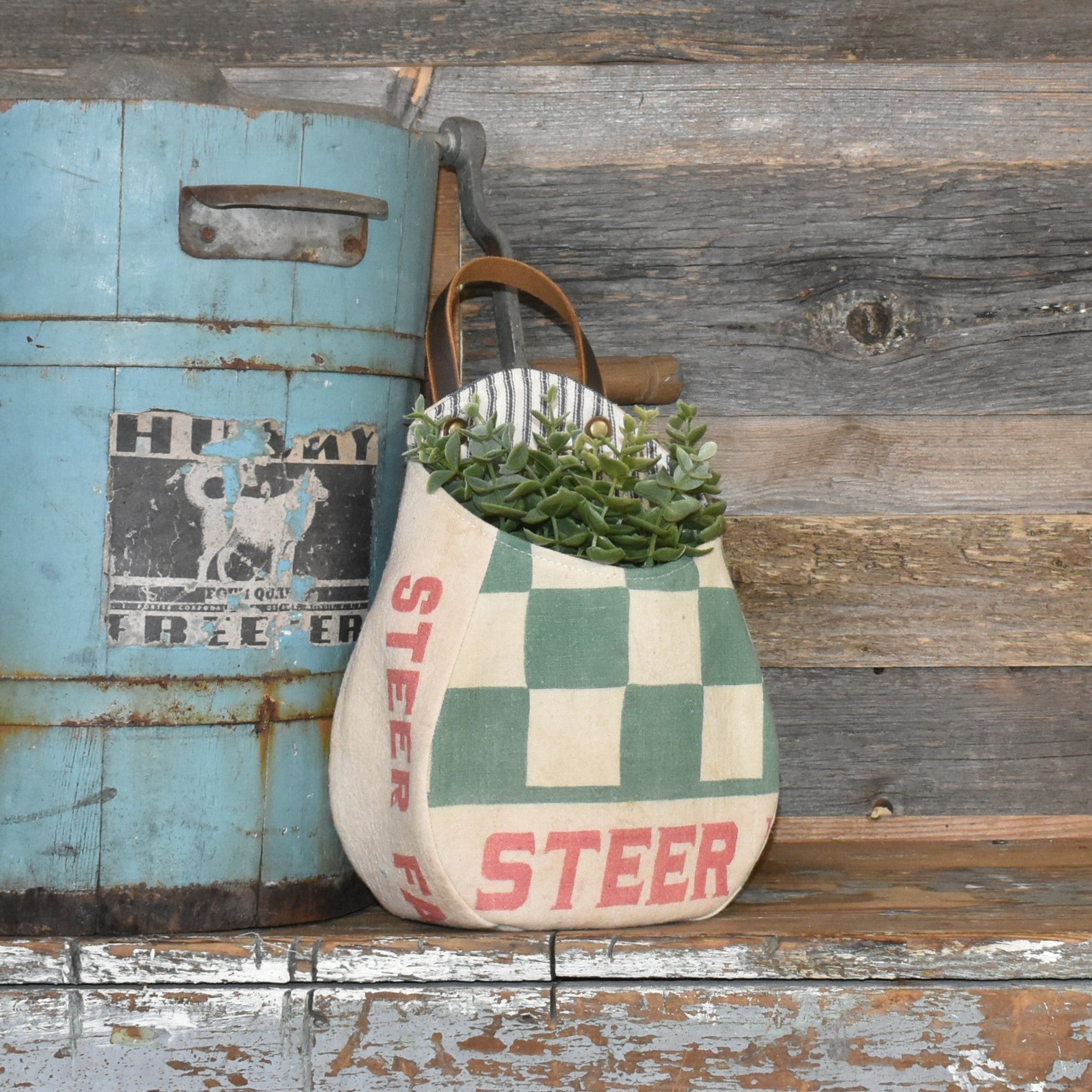 Vintage Purina Steer Feed Sack Peg Basket