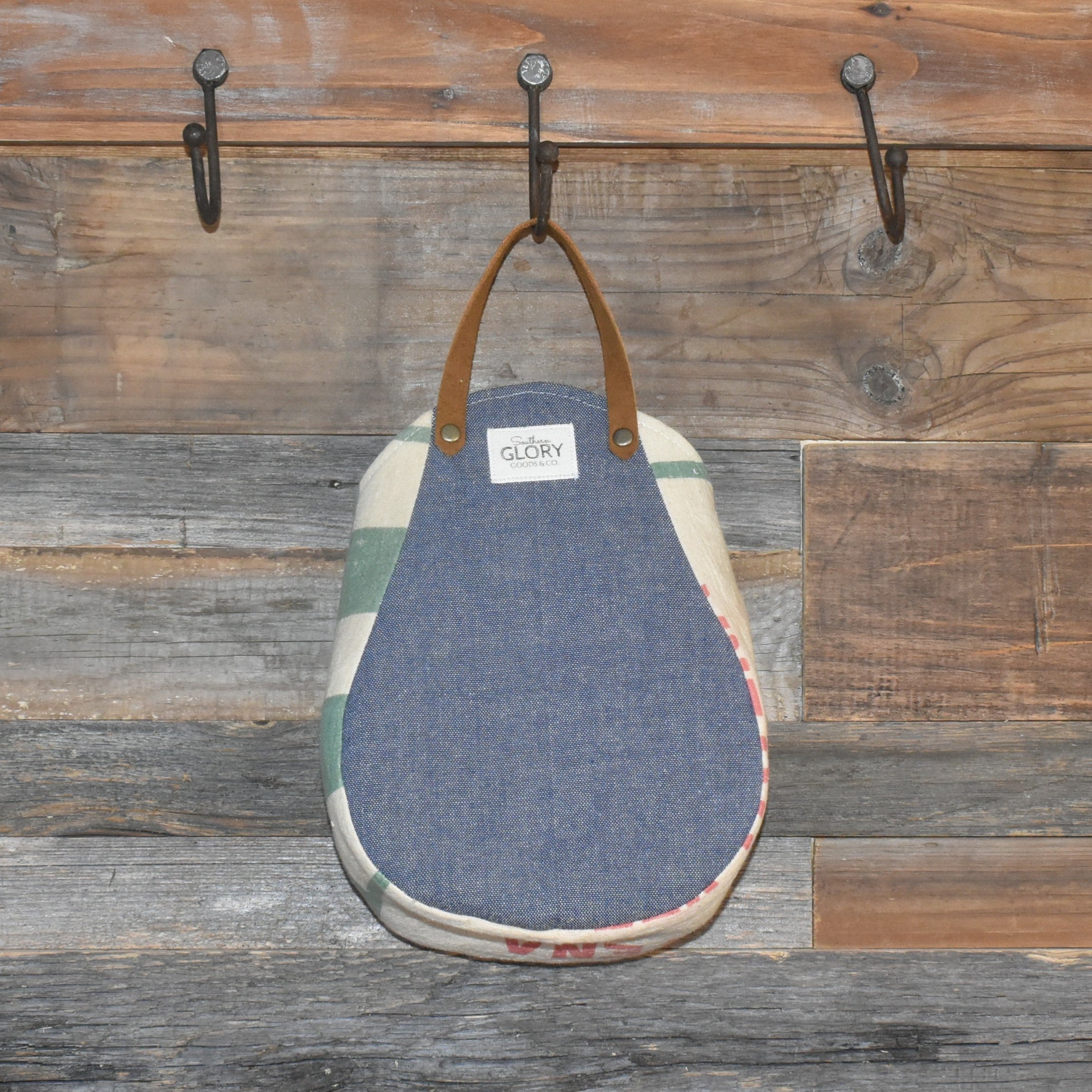 Vintage Purina Steer Feed Sack Peg Basket