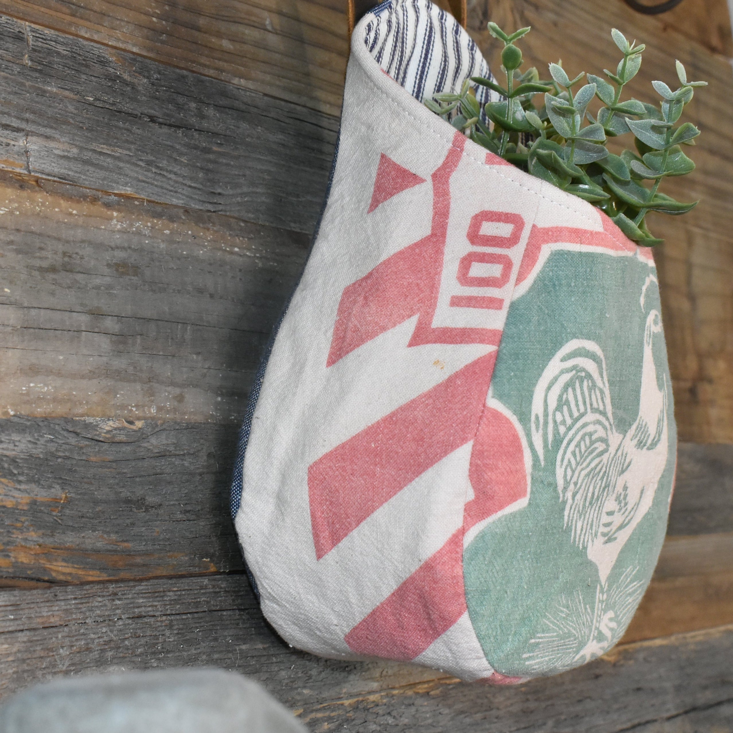 Vintage West-Nesbitt Feed Sack Wall Pocket Basket