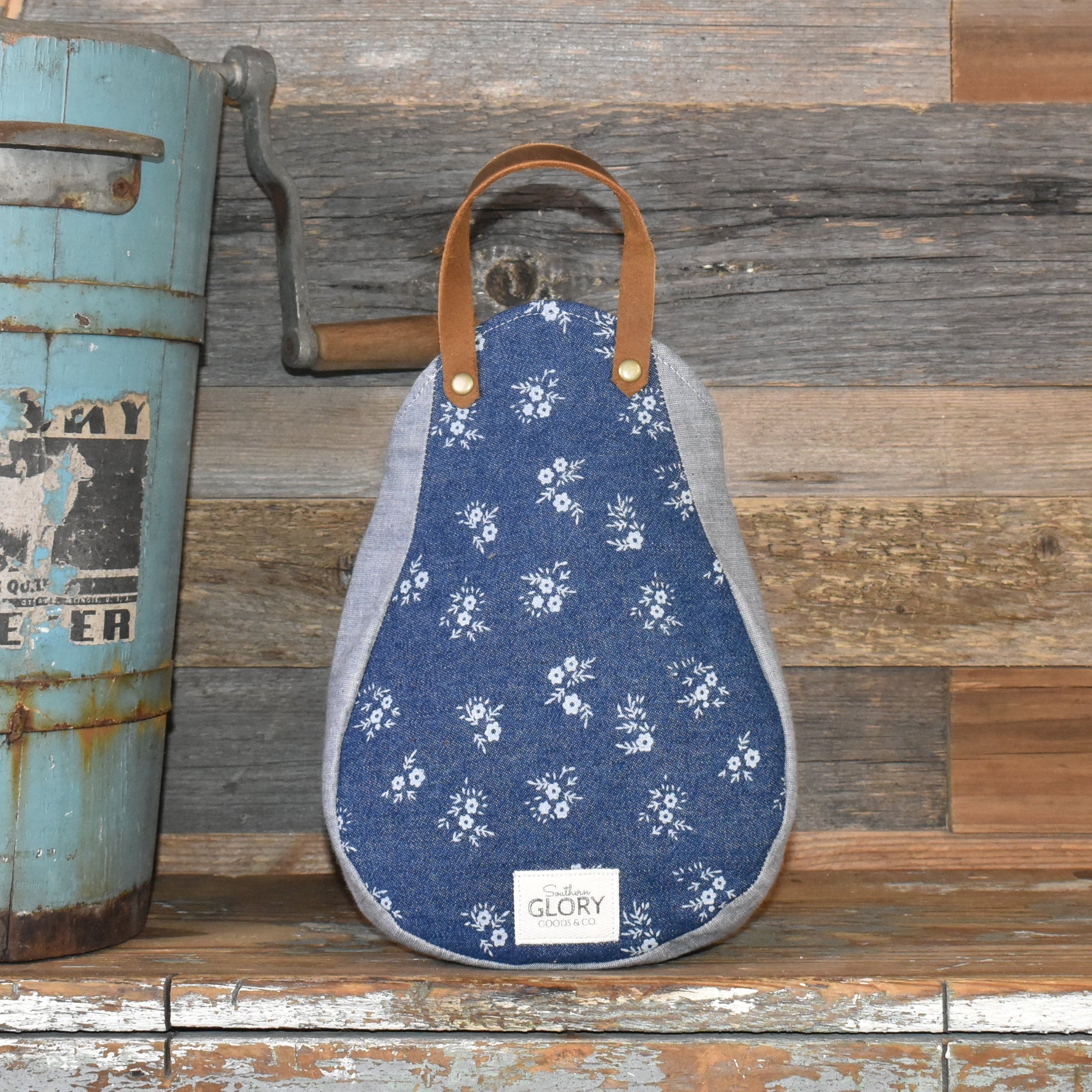 Vintage Funk's G Hybrid Corn Seed Sack Wall Pocket Basket